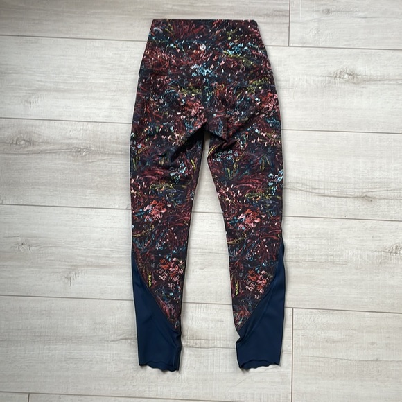 Lululemon Wunder Under Scalloped Hem high rise legging - Picture 2 of 7